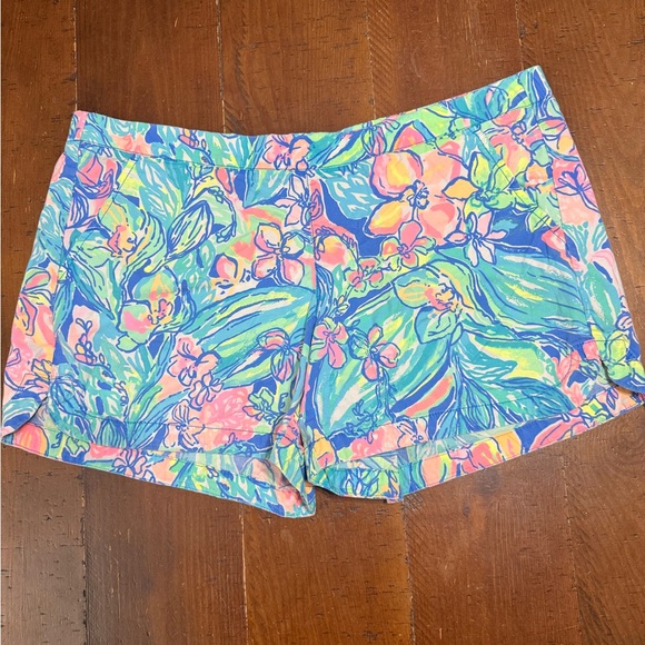Lilly Pulitzer Pants - Lilly Pulitzer Ocean View Board Shorts Women’s Size L